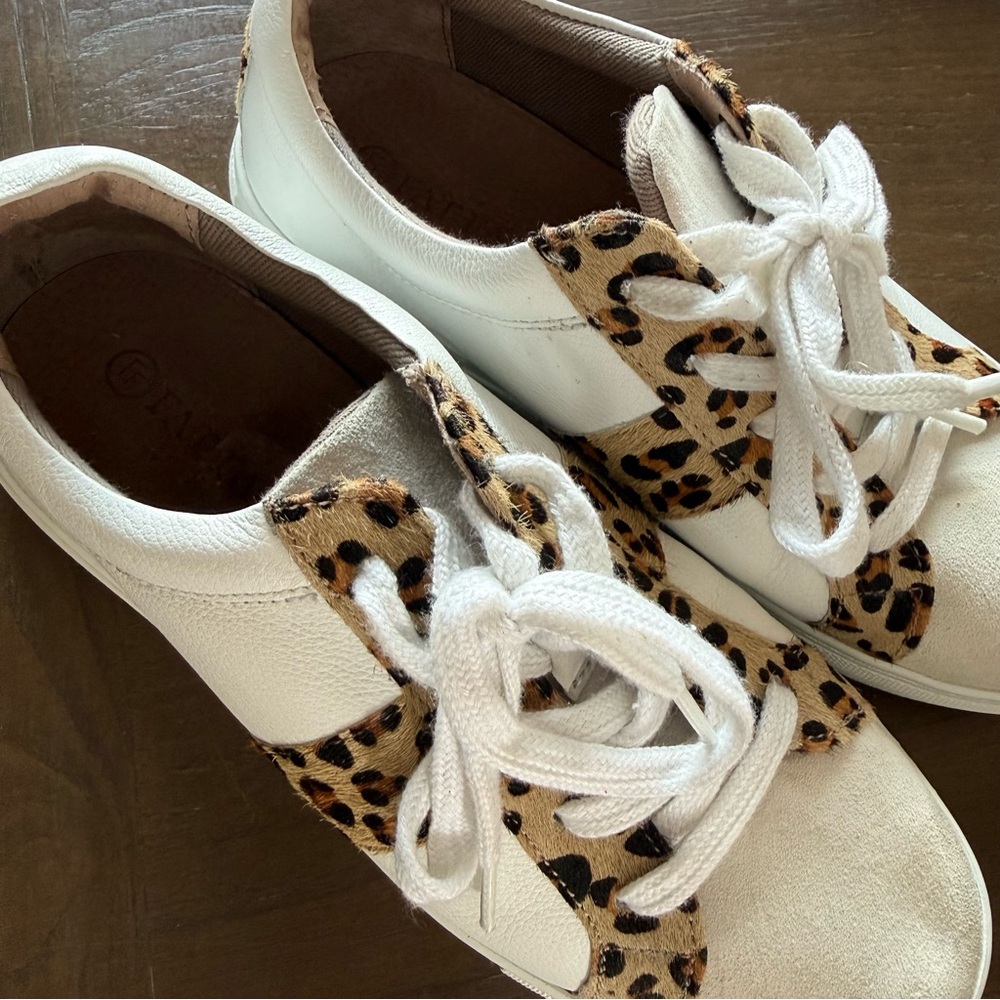 FatFace White Leather Sneakers Leopard Print Lace Up Casual Size 38 (US 7/7.5)
